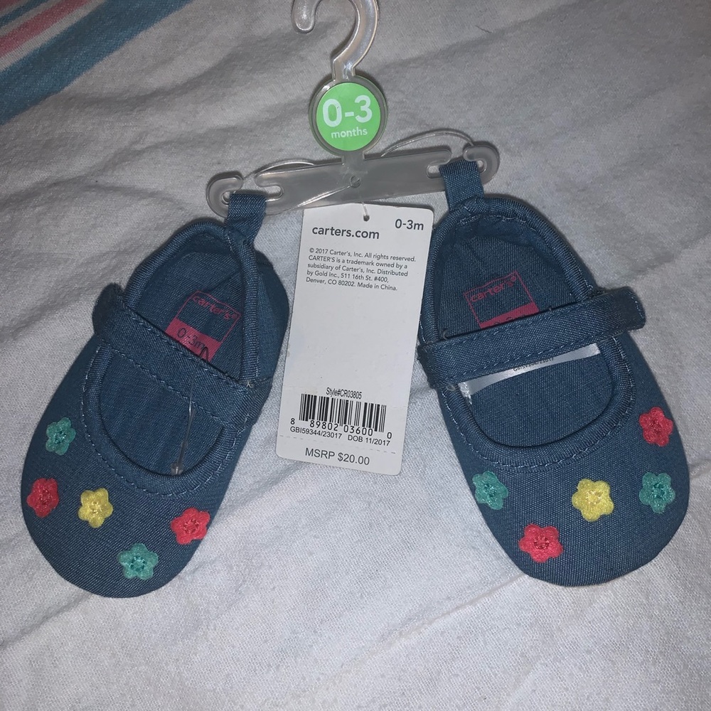 Infants denim carter’s shoes